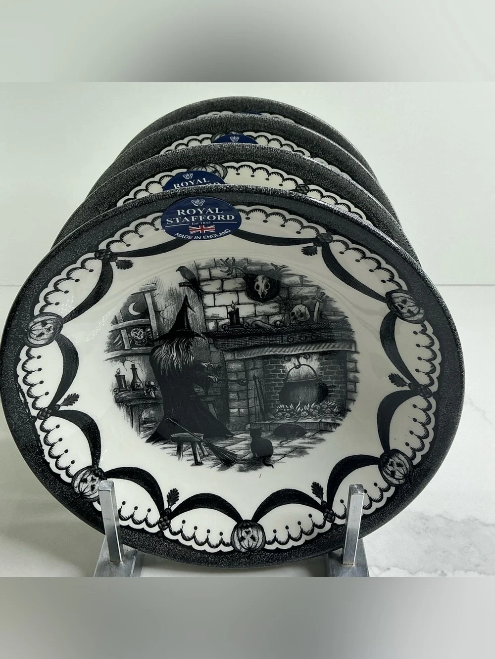 4 Royal Stafford Soup Pasta Bowls Witch With Black Cat 8” Halloween New